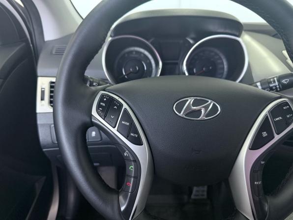 Hyundai Elantra V (MD) с пробегом 2013 года, цена 1 129 000 рублей, 139500 км, седан, Автокод Объявления
