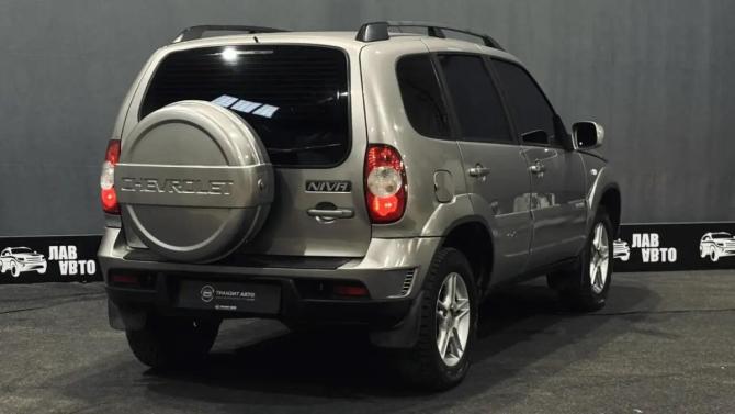 Chevrolet Niva I Рестайлинг с пробегом 2011 года, цена 499 000 рублей, 174580 км, внедорожник, Автокод Объявления