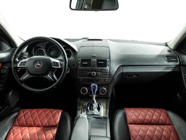 Mercedes-Benz C-Класс III (W204) с пробегом 2010 года, цена 999 700 рублей, 261930 км, седан, Автокод Объявления