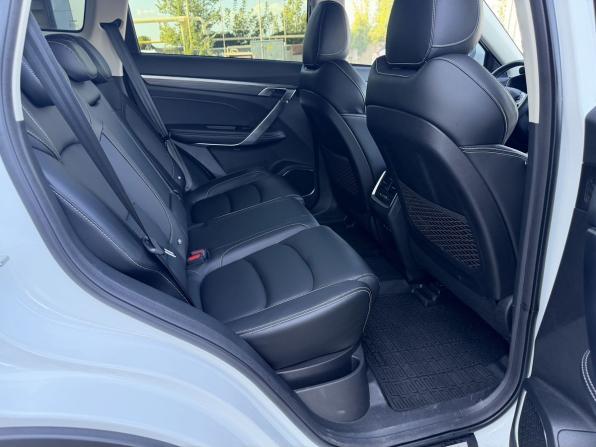 Geely Atlas Pro с пробегом 2023 года, цена 2 000 000 рублей, 68145 км, внедорожник, Автокод Объявления