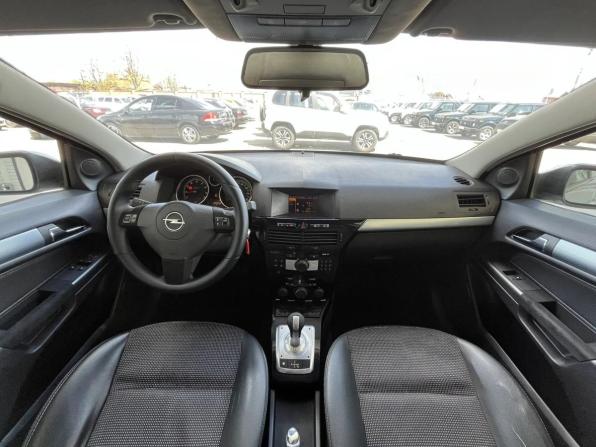 Opel Astra H Рестайлинг с пробегом 2008 года, цена 474 000 рублей, 250000 км, хэтчбек, Автокод Объявления