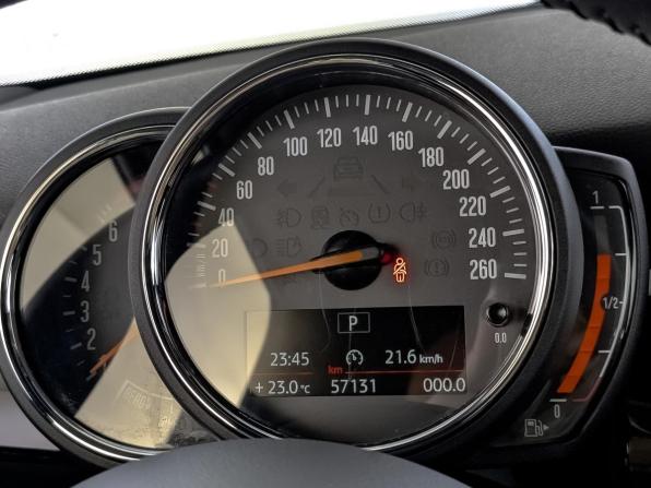 Mini Hatch III (F55/F56) Рестайлинг с пробегом 2021 года, цена 2 300 000 рублей, 57123 км, хэтчбек, Автокод Объявления