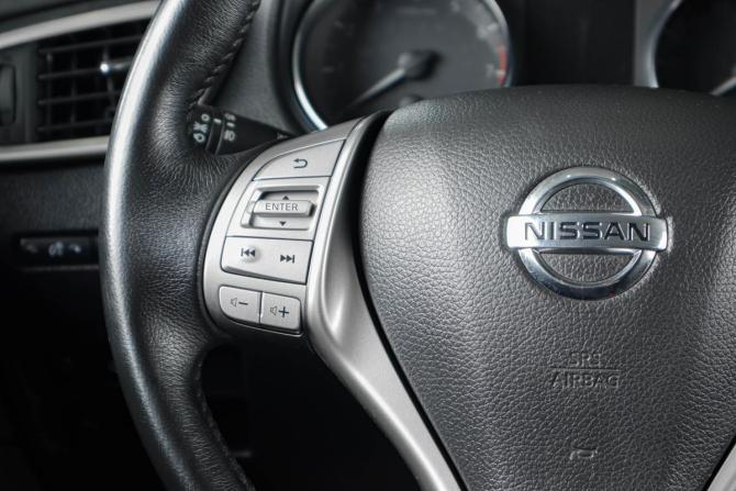 Nissan Qashqai II с пробегом 2018 года, цена 1 599 000 рублей, 155000 км, внедорожник, Автокод Объявления