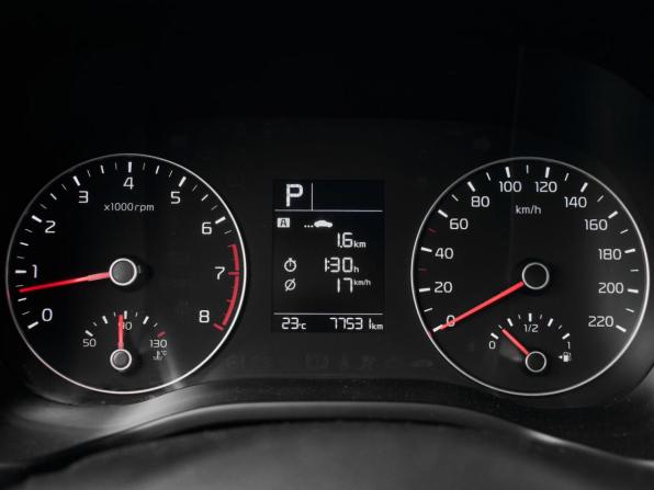 Kia Rio IV Рестайлинг с пробегом 2021 года, цена 1 615 000 рублей, 77531 км, седан, Автокод Объявления