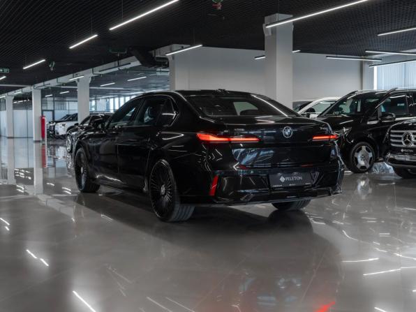 BMW 7 серии VII (G70) с пробегом 2023 года, цена 11 650 000 рублей, 73435 км, седан, Автокод Объявления