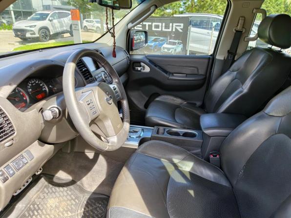 Nissan Navara (Frontier) III (D40) Рестайлинг с пробегом 2010 года, цена 1 630 000 рублей, 212414 км, пикап, Автокод Объявления