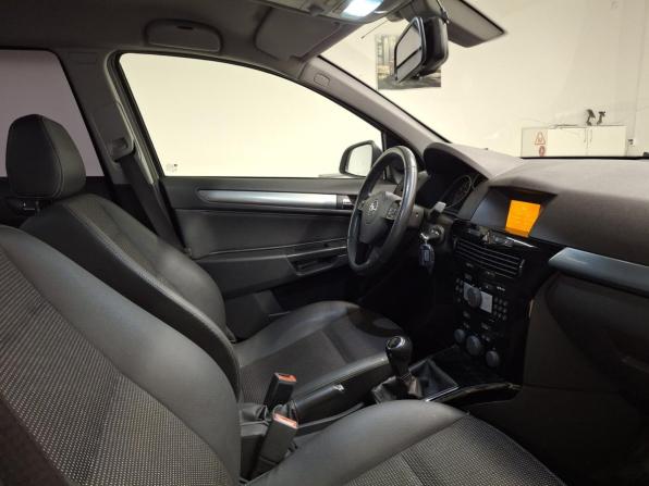 Opel Astra H Рестайлинг с пробегом 2012 года, цена 474 000 рублей, 153462 км, хэтчбек, Автокод Объявления