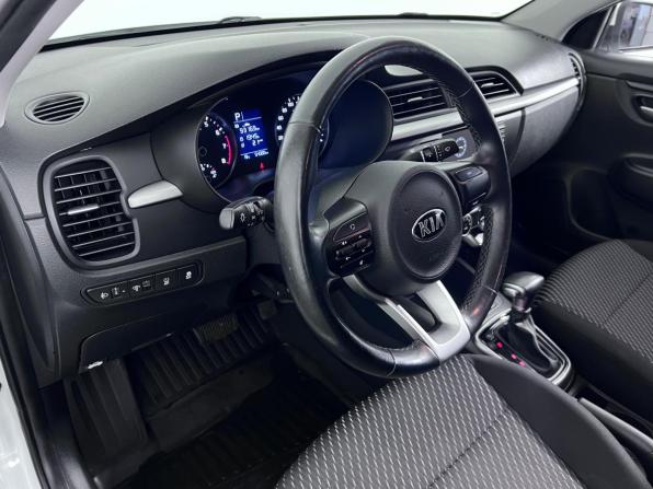 Kia Rio IV с пробегом 2018 года, цена 1 497 000 рублей, 54079 км, седан, Автокод Объявления