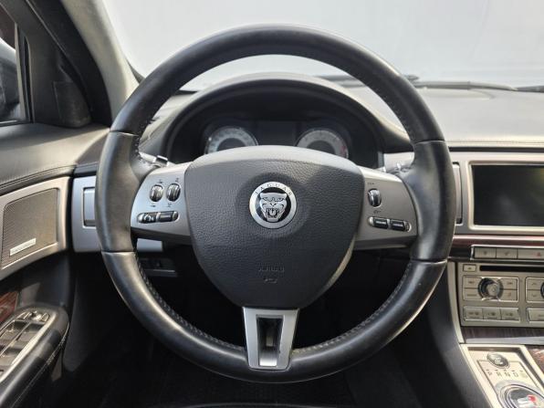 Jaguar XF I с пробегом 2009 года, цена 1 020 000 рублей, 383977 км, седан, Автокод Объявления