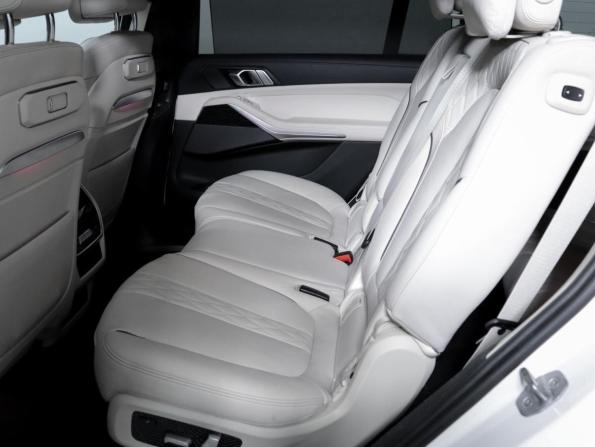 BMW X7 I (G07) Рестайлинг с пробегом 2023 года, цена 12 499 000 рублей, 61525 км, внедорожник, Автокод Объявления