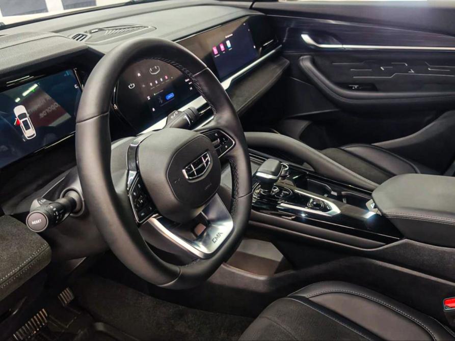 Geely Monjaro I Ростов-на-Дону  - изображение 31