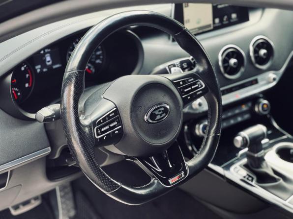 Kia Stinger I с пробегом 2019 года, цена 2 590 000 рублей, 86985 км, лифтбек, Автокод Объявления