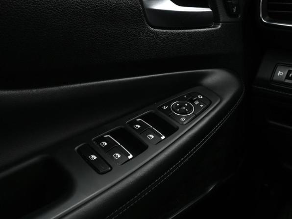Hyundai Santa Fe IV Рестайлинг с пробегом 2021 года, цена 3 469 000 рублей, 125369 км, внедорожник, Автокод Объявления