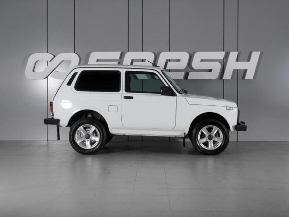 Lada (ВАЗ) Niva Legend I с пробегом 2024 года, цена 1 130 000 рублей, 15131 км, внедорожник, Автокод Объявления