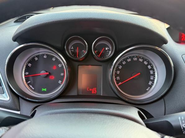 Opel Mokka I с пробегом 2013 года, цена 1 050 000 рублей, 164269 км, внедорожник, Автокод Объявления