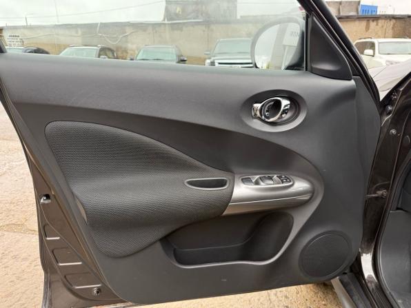 Nissan Juke I с пробегом 2012 года, цена 960 000 рублей, 98709 км, внедорожник, Автокод Объявления