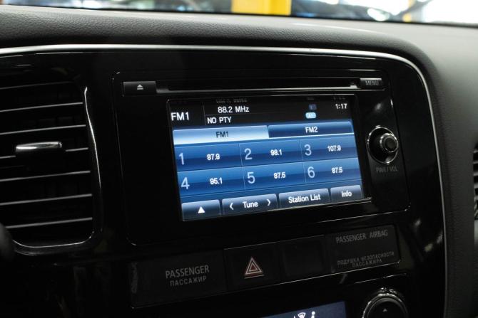 Mitsubishi Outlander III с пробегом 2012 года, цена 1 550 000 рублей, 116172 км, внедорожник, Автокод Объявления