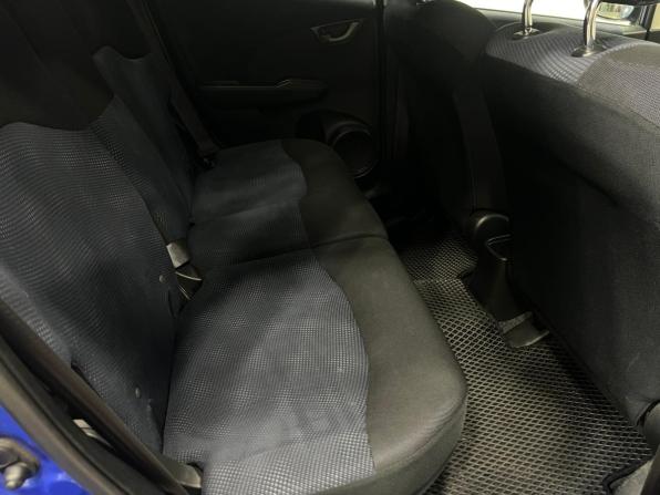Honda Fit II с пробегом 2010 года, цена 830 000 рублей, 105000 км, хэтчбек, Автокод Объявления
