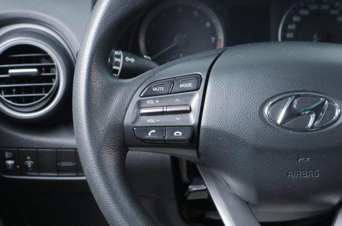 Hyundai Kona I с пробегом 2019 года, цена 1 949 000 рублей, 107000 км, внедорожник, Автокод Объявления