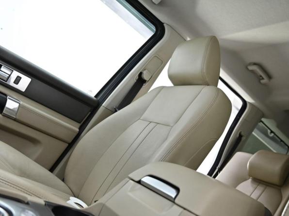 Land Rover Discovery IV Рестайлинг с пробегом 2014 года, цена 1 699 000 рублей, 126080 км, внедорожник, Автокод Объявления