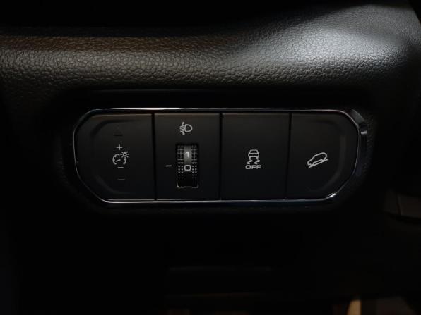 Haval Jolion I с пробегом 2023 года, цена 1 790 000 рублей, 29194 км, внедорожник, Автокод Объявления
