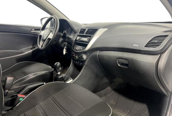 Hyundai Solaris I с пробегом 2014 года, цена 805 000 рублей, 126058 км, седан, Автокод Объявления