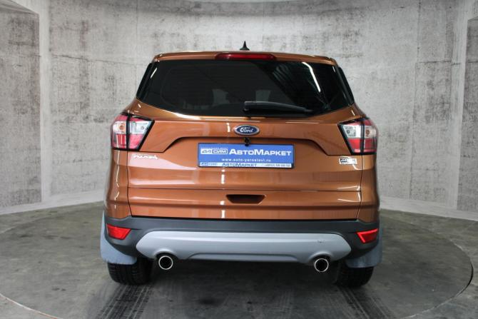 Ford Kuga II Рестайлинг с пробегом 2017 года, цена 1 695 000 рублей, 102429 км, внедорожник, Автокод Объявления