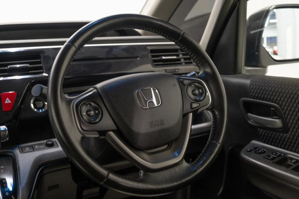 Honda Stepwgn V Новосибирск  - изображение 11