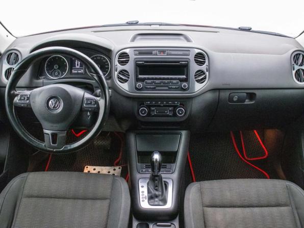 Volkswagen Tiguan I Рестайлинг с пробегом 2012 года, цена 945 000 рублей, 222660 км, внедорожник, Автокод Объявления