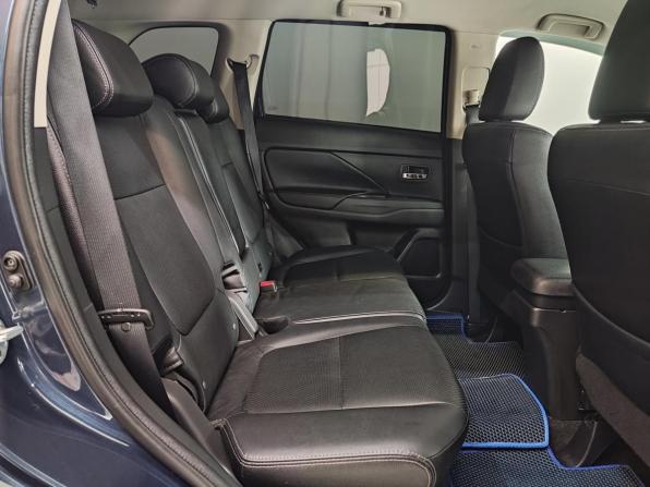 Mitsubishi Outlander III Рестайлинг 3 с пробегом 2018 года, цена 2 650 000 рублей, 182760 км, внедорожник, Автокод Объявления