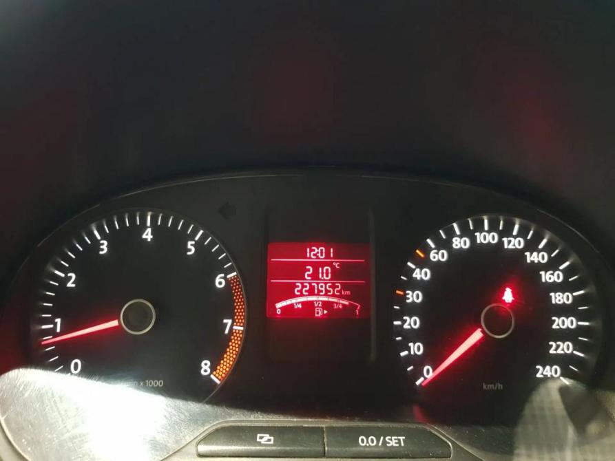 Volkswagen Polo V Москва  - изображение 8