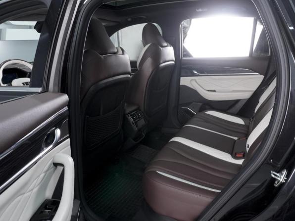 Geely Monjaro I с пробегом 2023 года, цена 2 899 000 рублей, 77634 км, внедорожник, Автокод Объявления