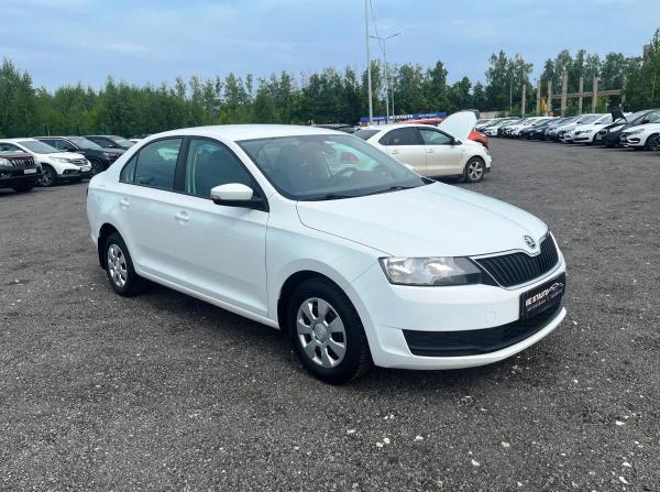 Skoda Rapid I Рестайлинг с пробегом 2019 года, цена 1 094 300 рублей, 213334 км, лифтбек, Автокод Объявления