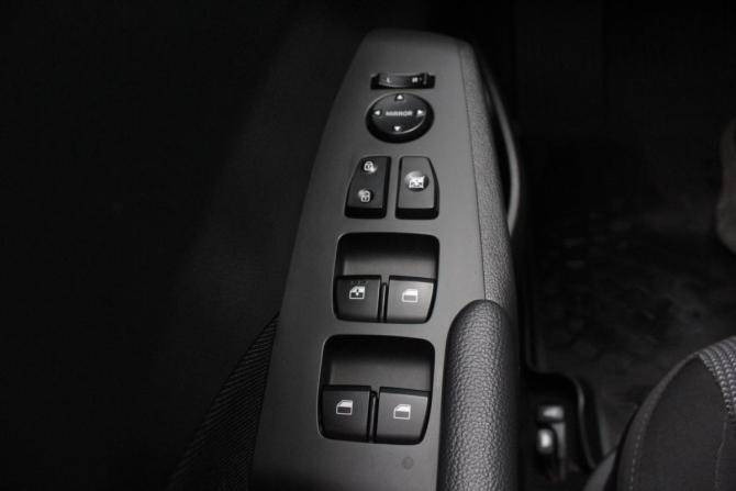 Hyundai Solaris II Рестайлинг с пробегом 2021 года, цена 1 850 000 рублей, 29370 км, седан, Автокод Объявления