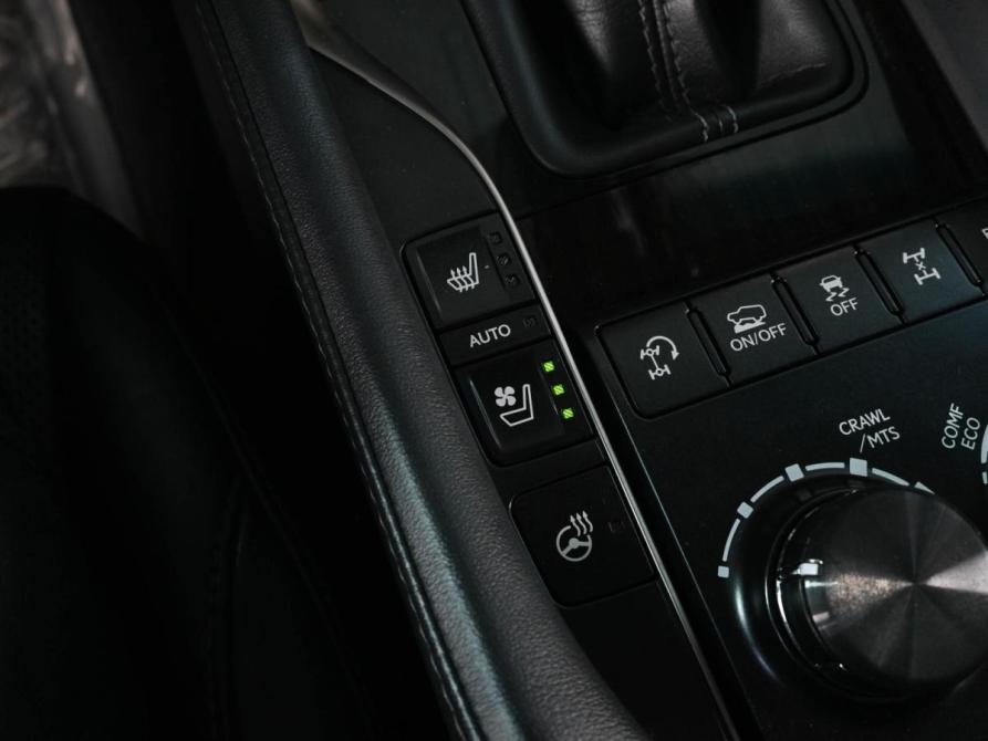 Lexus LX III Рестайлинг 2 Ростов-на-Дону  - изображение 18