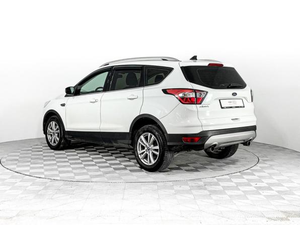 Ford Kuga II Рестайлинг с пробегом 2019 года, цена 1 490 000 рублей, 219415 км, внедорожник, Автокод Объявления