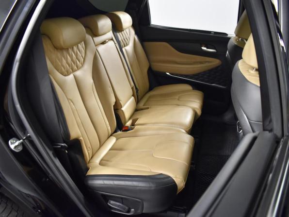 Hyundai Santa Fe IV Рестайлинг с пробегом 2021 года, цена 2 943 100 рублей, 180316 км, внедорожник, Автокод Объявления