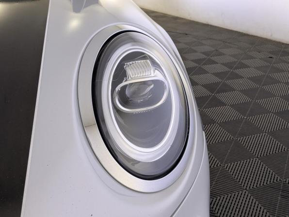 Mini Hatch III (F55/F56) Рестайлинг с пробегом 2020 года, цена 1 920 000 рублей, 94500 км, хэтчбек, Автокод Объявления