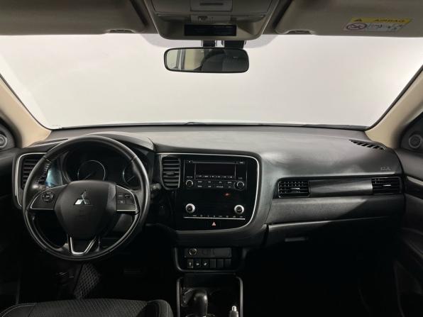 Mitsubishi Outlander III Рестайлинг 3 с пробегом 2020 года, цена 2 135 000 рублей, 88000 км, внедорожник, Автокод Объявления