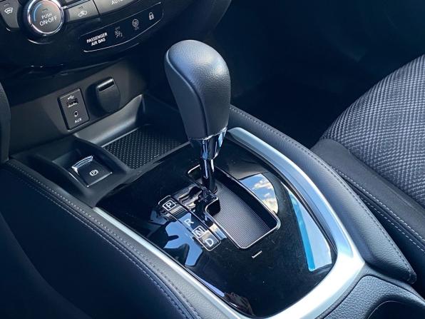 Nissan Qashqai II с пробегом 2018 года, цена 1 799 000 рублей, 61800 км, внедорожник, Автокод Объявления