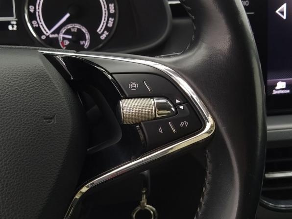 Skoda Rapid II с пробегом 2020 года, цена 1 450 000 рублей, 117262 км, лифтбек, Автокод Объявления