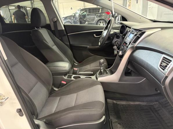 Hyundai i30 II с пробегом 2013 года, цена 997 000 рублей, 198826 км, хэтчбек, Автокод Объявления