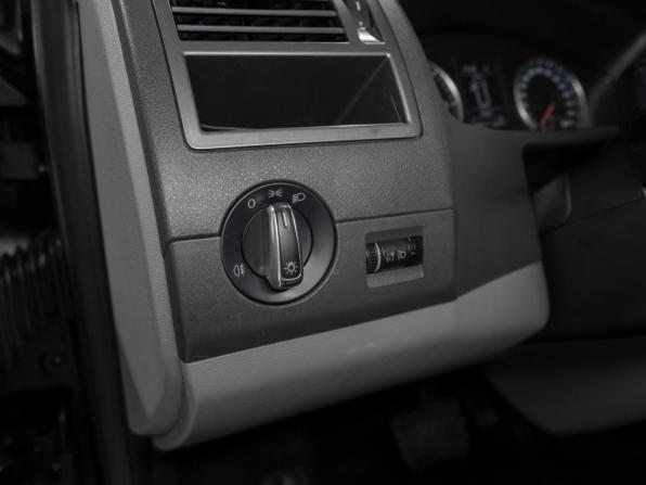 Volkswagen Caravelle T5 Рестайлинг с пробегом 2014 года, цена 2 850 000 рублей, 158580 км, минивэн, Автокод Объявления