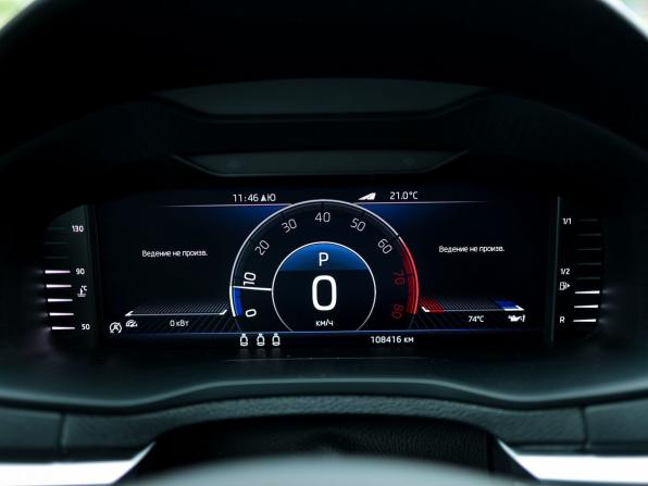 Skoda Karoq I с пробегом 2021 года, цена 2 569 000 рублей, 108411 км, внедорожник, Автокод Объявления