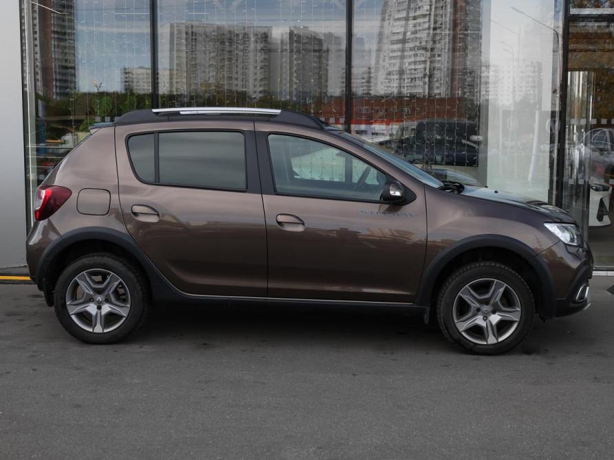 Renault Sandero II Рестайлинг Москва  - изображение 4