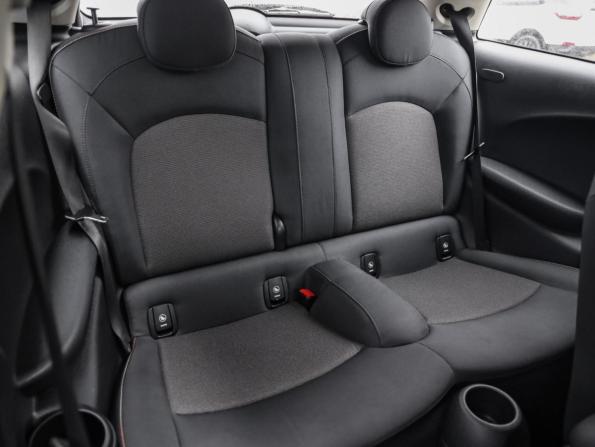 Mini Hatch III (F55/F56) с пробегом 2016 года, цена 1 449 000 рублей, 156801 км, хэтчбек, Автокод Объявления