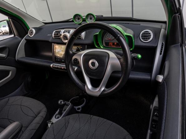 Smart Fortwo II с пробегом 2013 года, цена 765 000 рублей, 39224 км, хэтчбек, Автокод Объявления