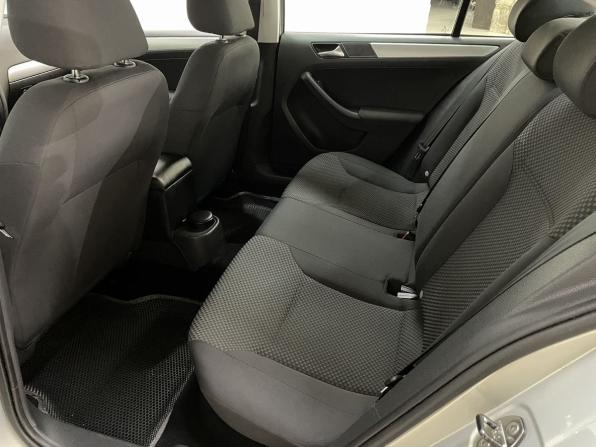 Volkswagen Jetta VI с пробегом 2011 года, цена 979 000 рублей, 160951 км, седан, Автокод Объявления
