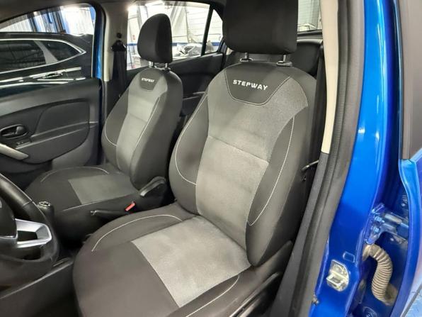 Renault Logan II Рестайлинг с пробегом 2019 года, цена 1 045 200 рублей, 73058 км, седан, Автокод Объявления