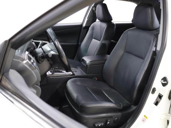Toyota Camry VII (XV50) Рестайлинг с пробегом 2015 года, цена 1 919 000 рублей, 249367 км, седан, Автокод Объявления